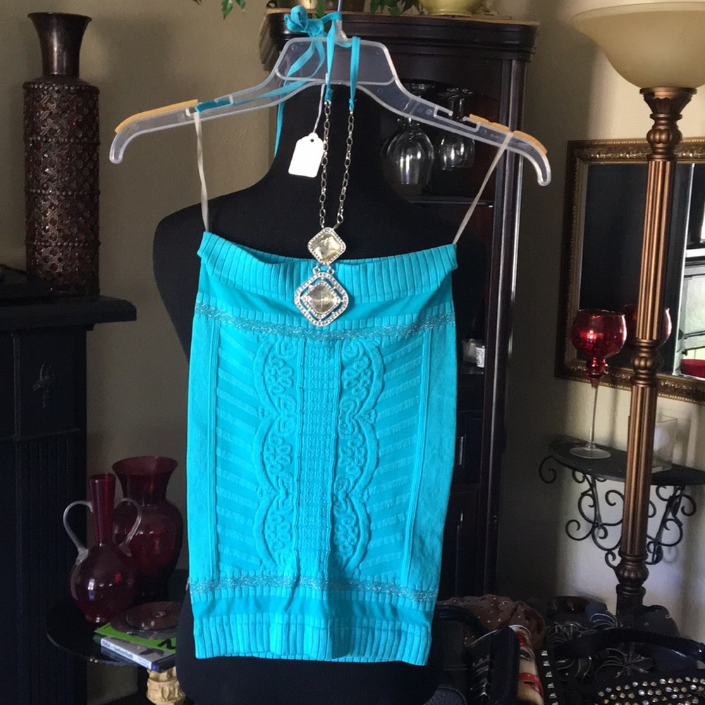 Women’s summer top 🦋 - Picture 2 of 3